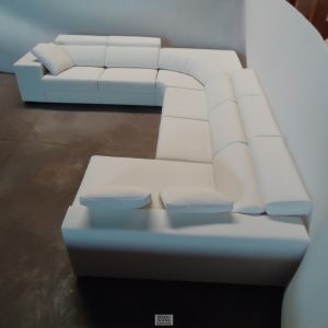 sofá rinconera modelo luna en blanco