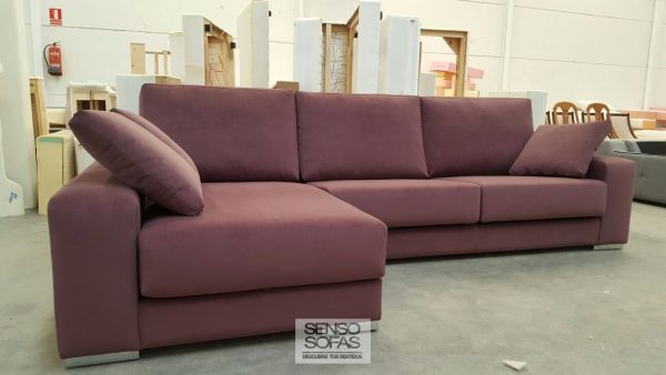 sofá modelo zambra en morado 6